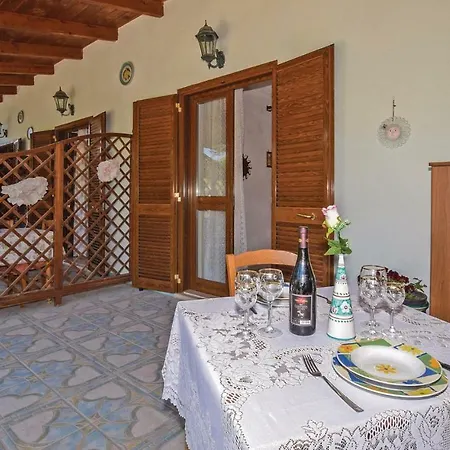 Holiday home Casetta 4 *
